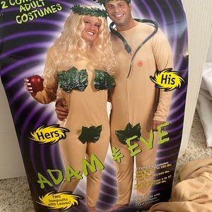 Halloween couple costume - Adam and Eve